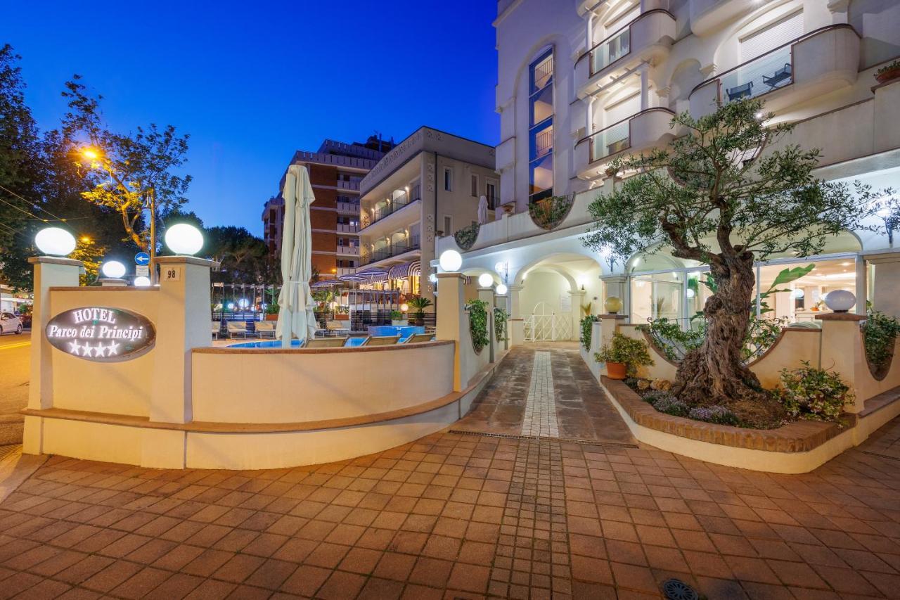 Parco Dei Principi Boutique Hotel Ρίμινι Εξωτερικό φωτογραφία
